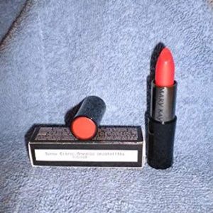 Sunlit sand lipstick